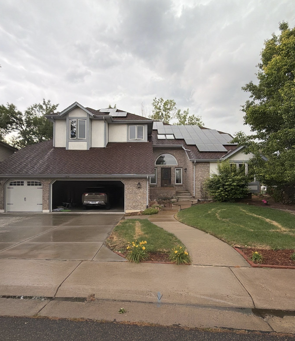 Eagle Trace Broomfield Colorado home before exterior painting and wood repair by Positive Painting Pros